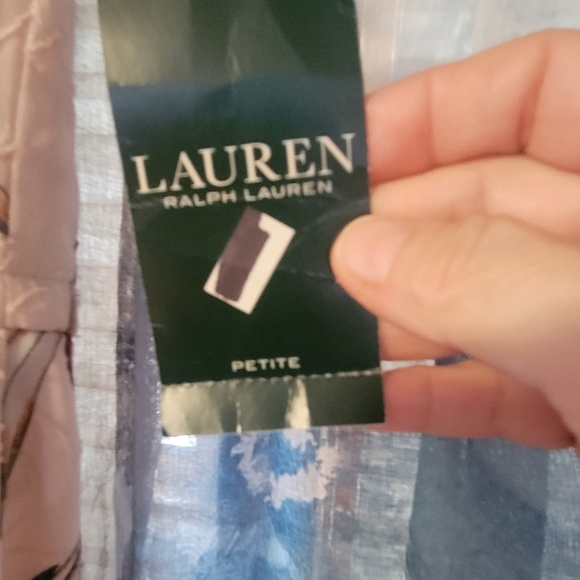 Floral Cream Dress - Picture 7 of 10